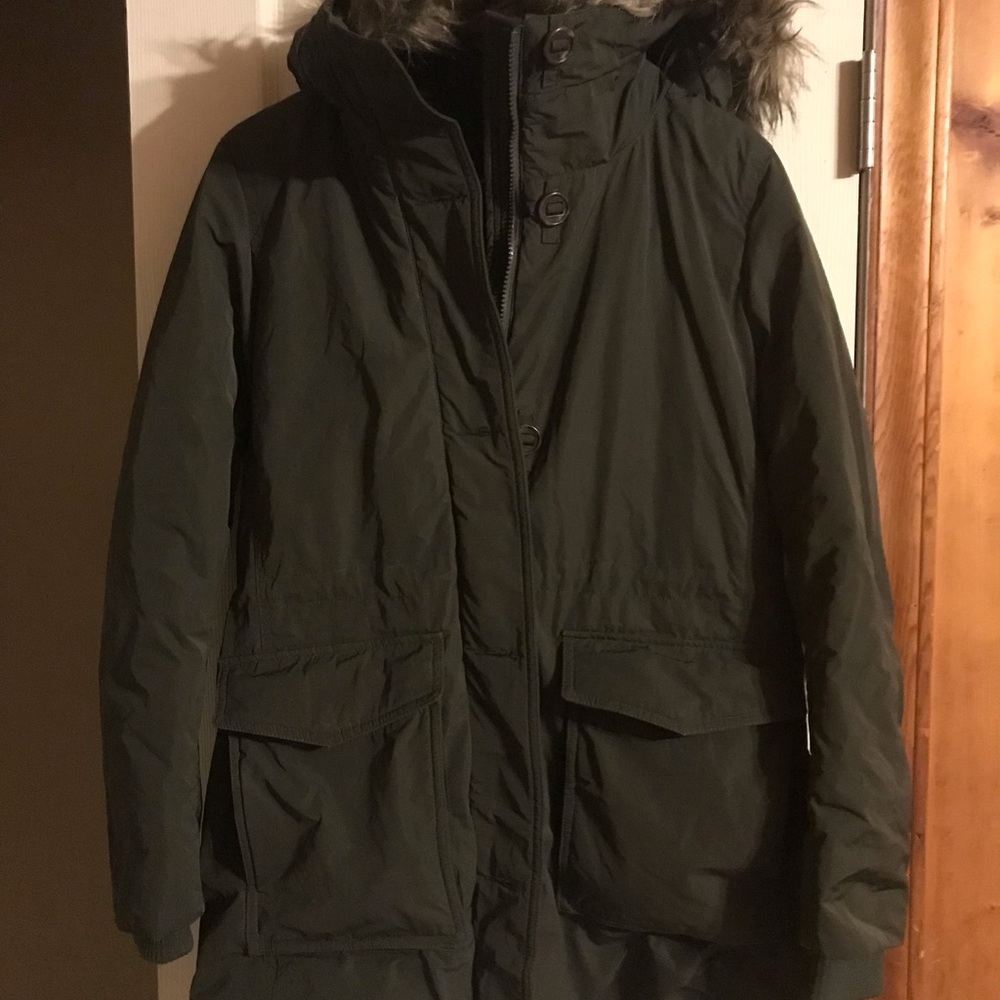 Heavyweight jacket with faux fur hood